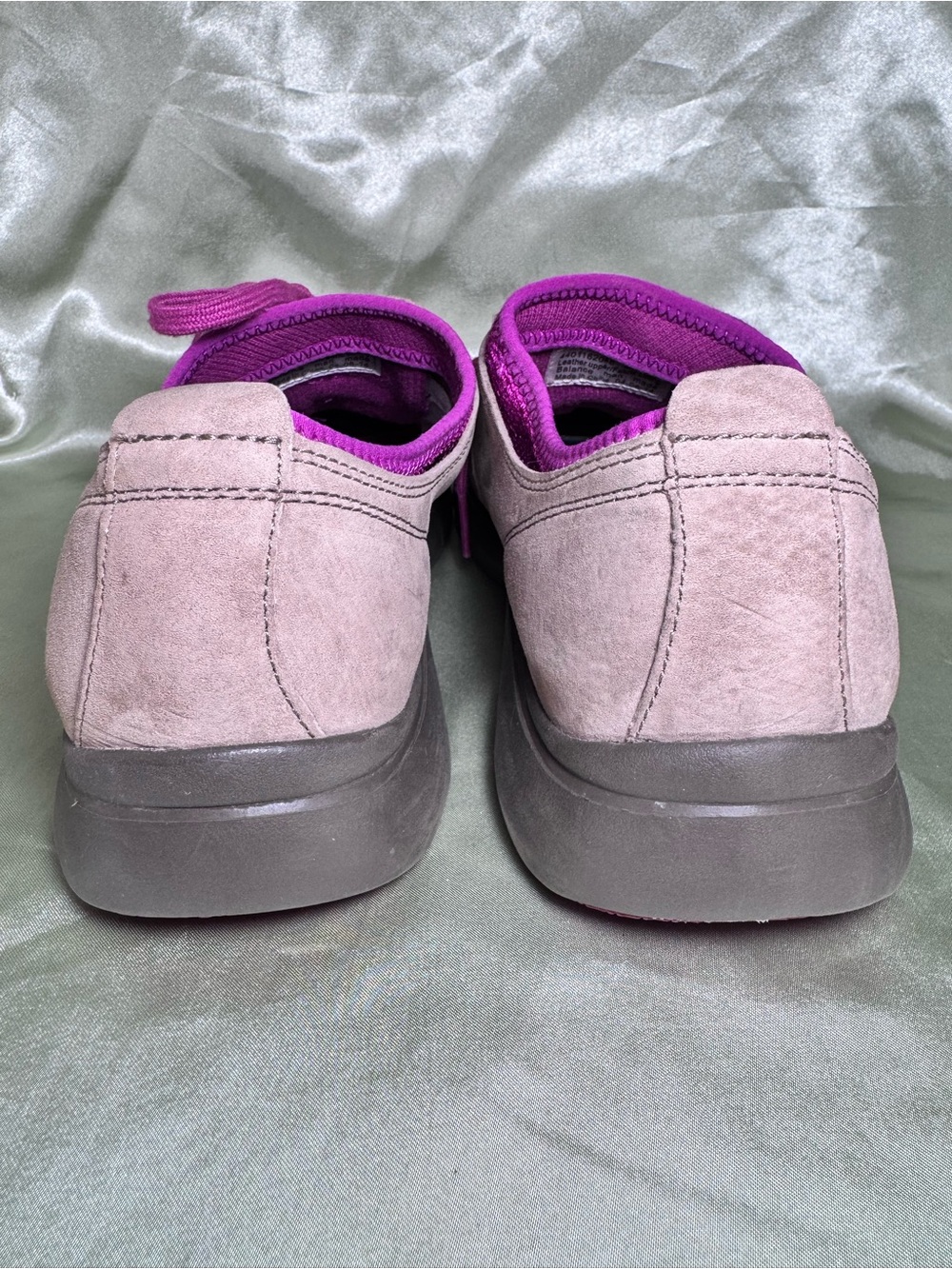 Dansko Elise Oxford Sneaker in Taupe Suede Leather with Pink Accents size 39 - Picture 3 of 8